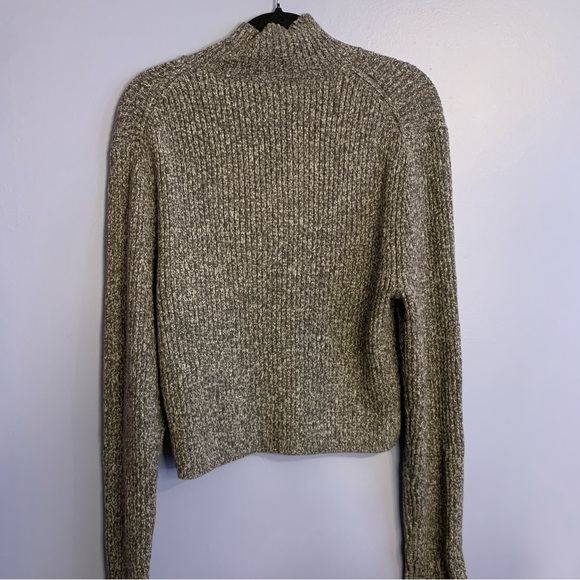 Aerie Gray Ribbed Cropped Mock Neck Quarter Zip - Size XXL - Picture 2 of 4